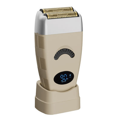 Razor eléctrico de cuchilla tripla para hombres