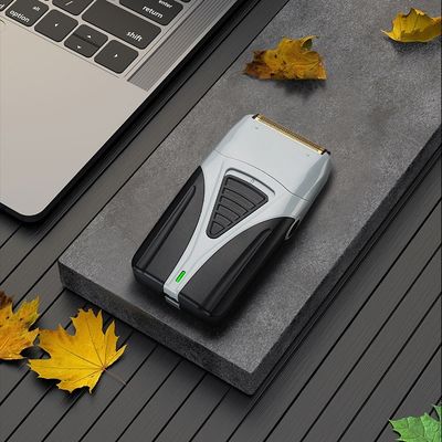 Aparato de afeitar eléctrico recargable con batería de 1200 mAh y pantalla digital para el aseo masculino