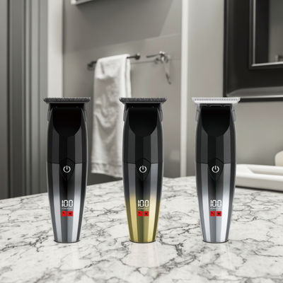 Cortador de cabello profesional con 220 ∼ 240 V de potencia 5 W de salida y 2 horas de tiempo de carga para un corte de cabello eficiente