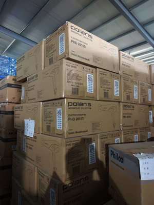 Cepillo secador de pelo con 1200W de potencia, 3 niveles de temperatura y voltaje de 220~240V para un peinado fácil